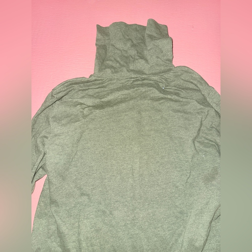 J. Crew women’s olive Green turtleneck size small